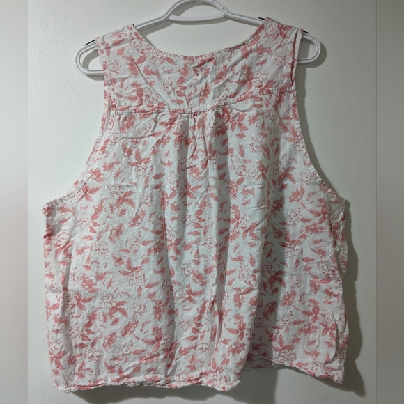 La Vie En Rose Pink and White Chemise with Floral Design - Picture 7 of 8